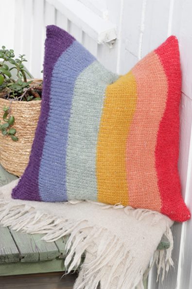 30-gorgeous-free-round-crochet-pillow-pattern-ideas-new-2020