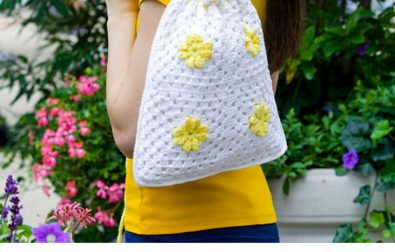 free-easy-crochet-womens-drawstring-bag-pattern
